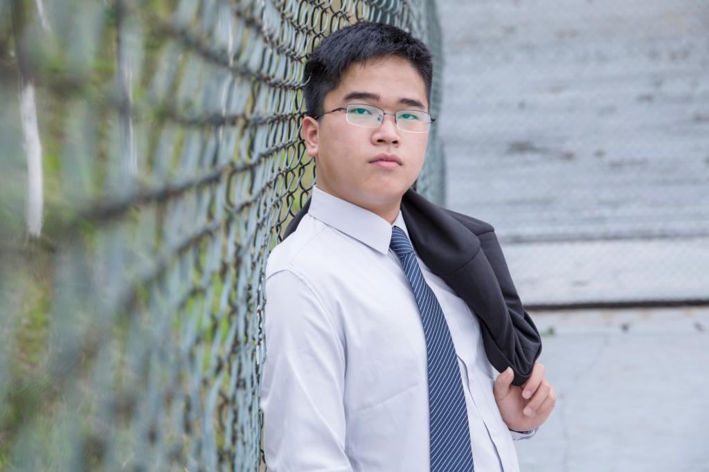 做坚强的自己---张为 做坚强的自己---张为